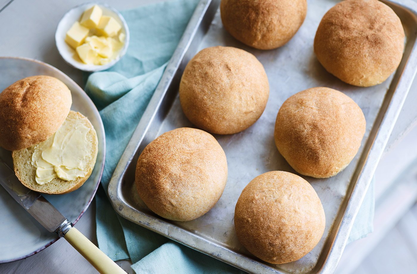 Easy bread rolls
